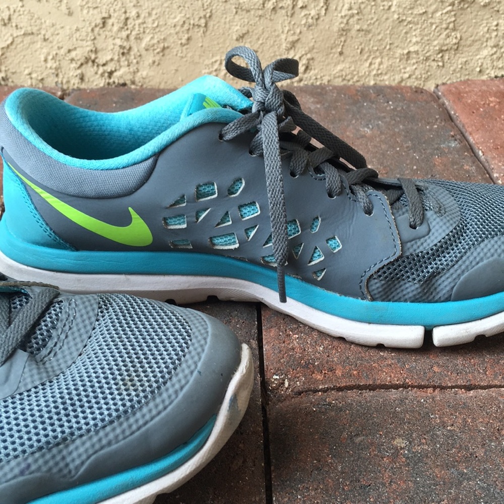 NIKE 2015 FLEX RUN - Picture 6 of 7